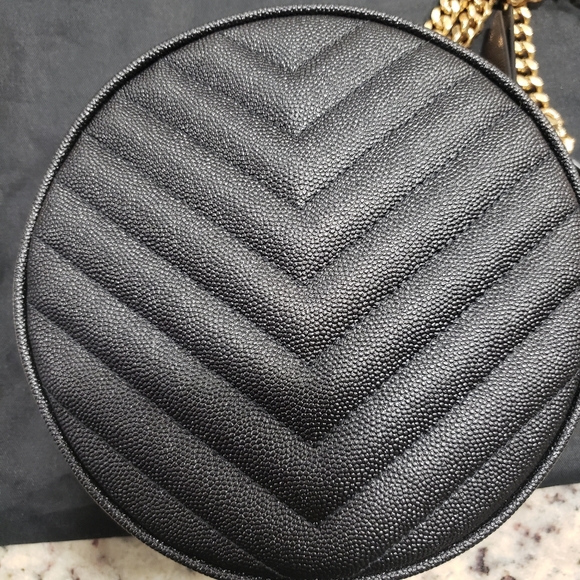Saint Laurent Black Vinyle Round bag Grain de Poudre embossed leather - Picture 3 of 9